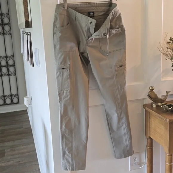 KÜHL Gray Cargo Pants - Picture 14 of 14